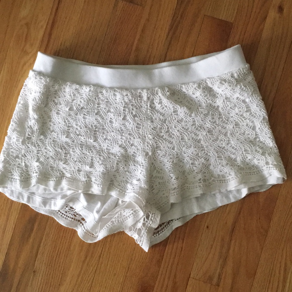 White Lily Pulitzer shorts